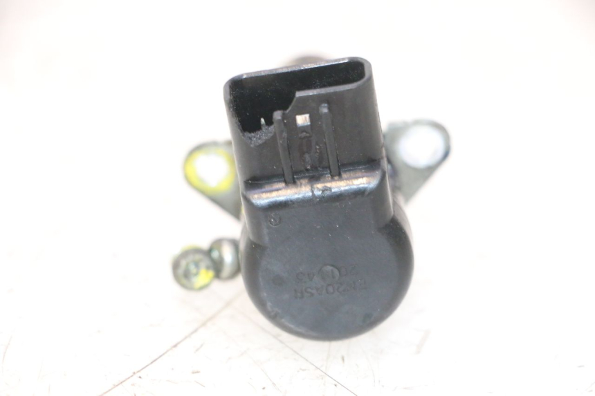 photo de E-CHOKE SUZUKI BURGMAN EXECUTIVE ABS 650 (2006 - 2012) - Alternative Perspektive