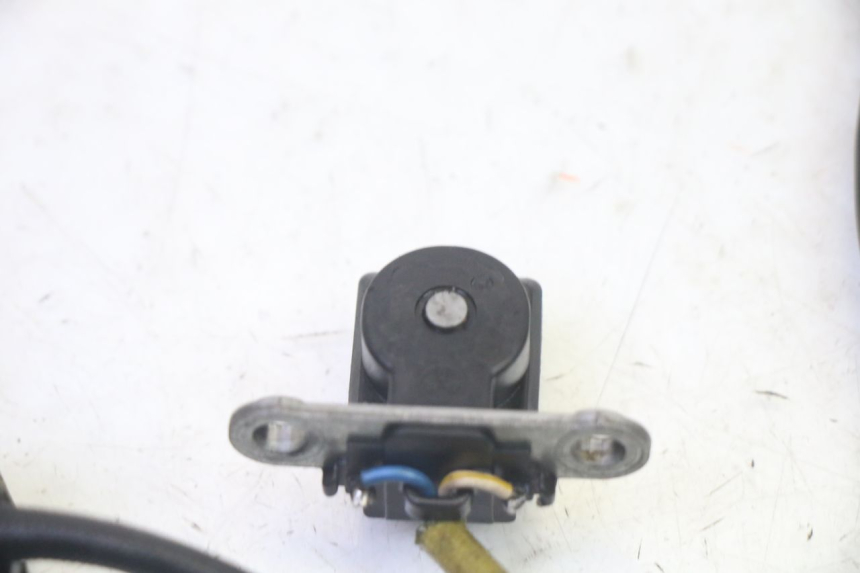 photo de LICHTMASCHINE HONDA CBF 125 (2009 - 2015) - Zoom auf Gebrauchszustand