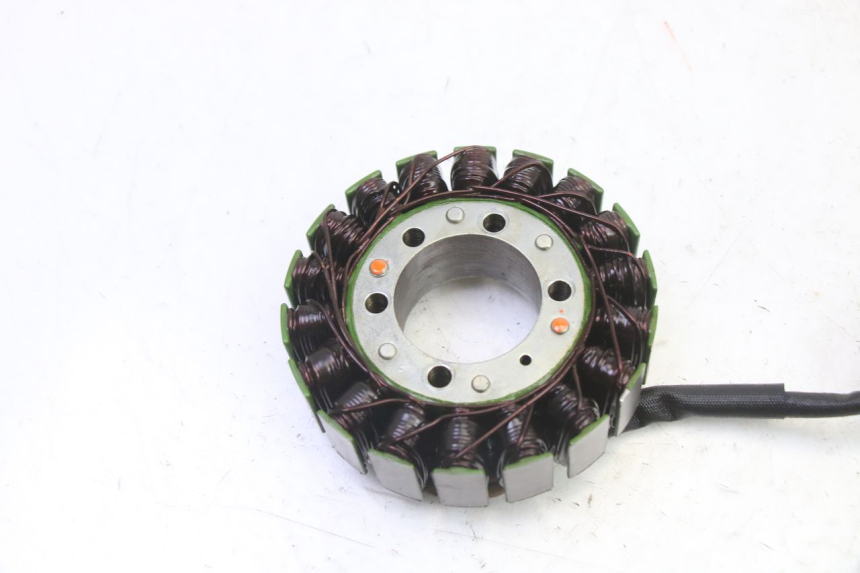 photo de STATOR HONDA CBR RR FIREBLADE 900 (1992 - 1994) - Alternative Perspektive