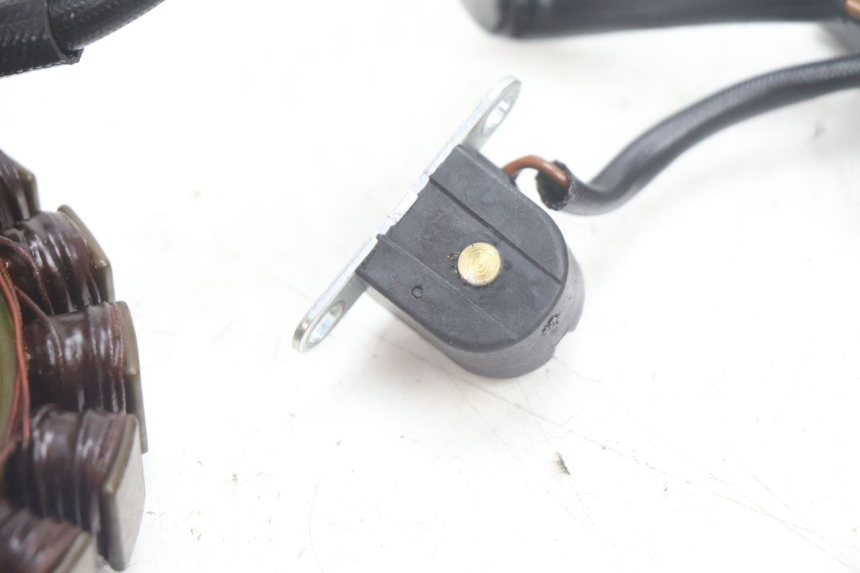photo de LICHTMASCHINE SUZUKI DR S 600 (1985 - 1989) - Zoom auf Gebrauchszustand