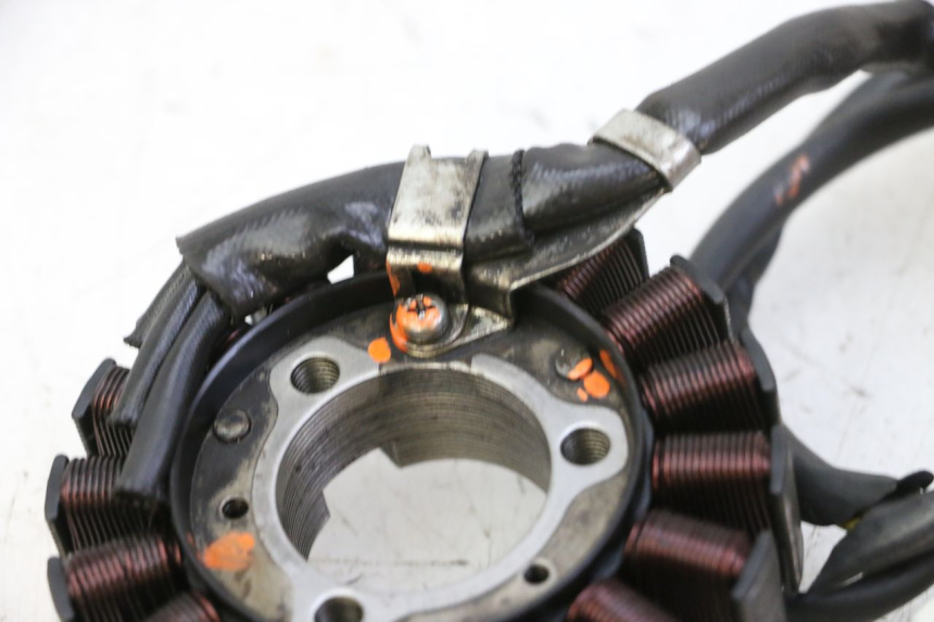 photo de STATOR HONDA FES S-WING SWING ABS 125 (2007 - 2015) - Gesamtansicht des Produkts