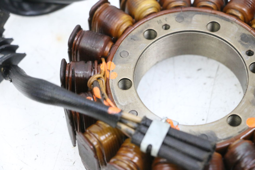 photo de STATOR YAMAHA FJR ABS 1300 (2006 - 2012) - Geprüftes Gebrauchtteil