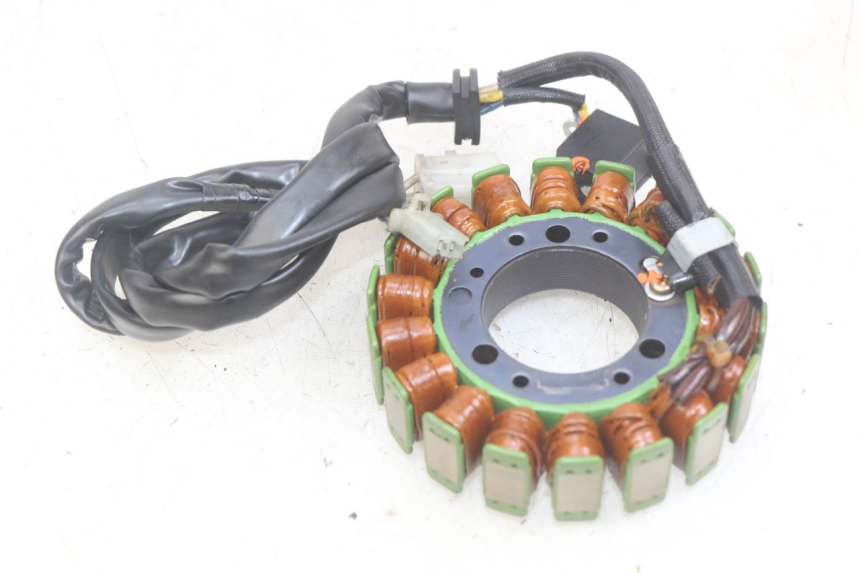 photo de STATOR YAMAHA FZS FAZER 600 (1998 - 2001) - Detailansicht des Bauteils
