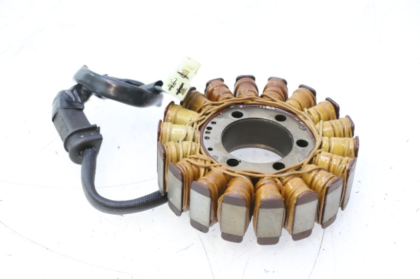 photo de LICHTMASCHINE SUZUKI GSR 600 (2005 - 2012) - Hauptansicht