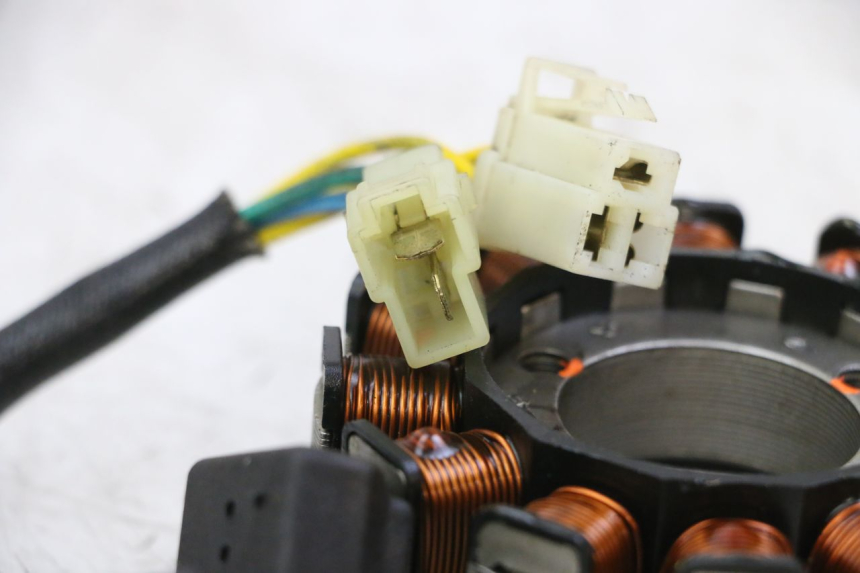 photo de LICHTMASCHINE HYOSUNG GTR 125 (2006 - 2008) - Alternative Perspektive