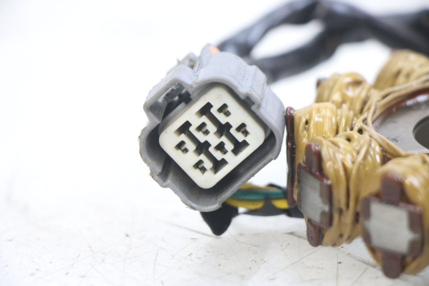 photo de STATOR KAWASAKI KXF KX-F 250 (2012 - 2014) - Details der Befestigungspunkte