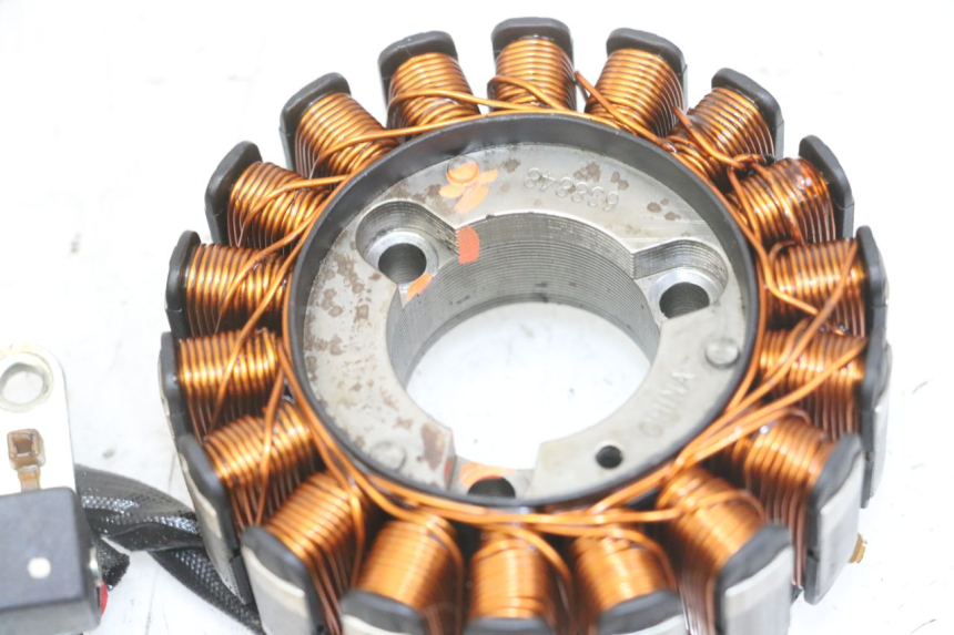 photo de LICHTMASCHINE PIAGGIO MP3 LT 300 (2010 - 2016) - Zoom auf Komponenten