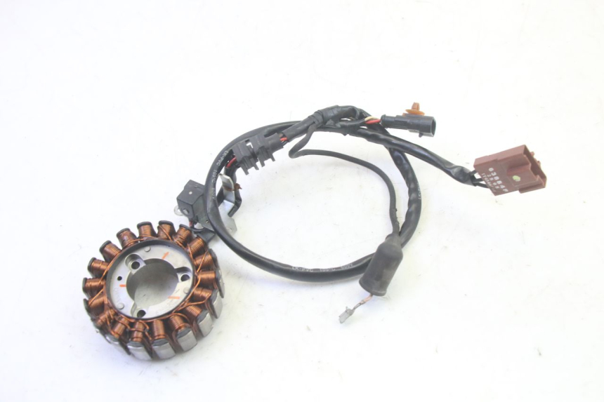 photo de STATOR PIAGGIO MP3 RL 250 (2006 - 2010) - Hauptansicht