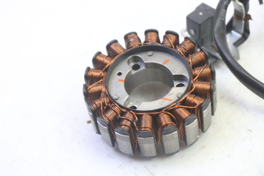 photo de STATOR PIAGGIO MP3 RL 250 (2006 - 2010) - Detailansicht des Bauteils