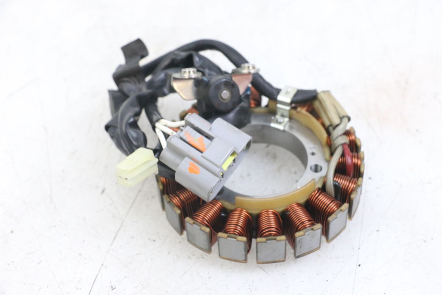 photo de STATOR YAMAHA MT-07 MT07 ABS 700 (2014 - 2017) - Oberflächenzustand und Material