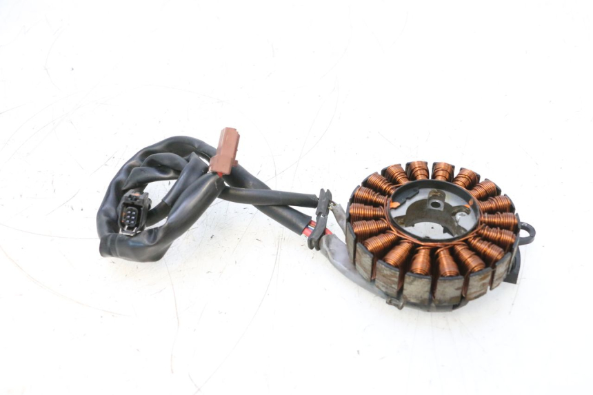 photo de LICHTMASCHINE HONDA PCX (JF57/JF64) 125 (2014 - 2018) - Hauptansicht