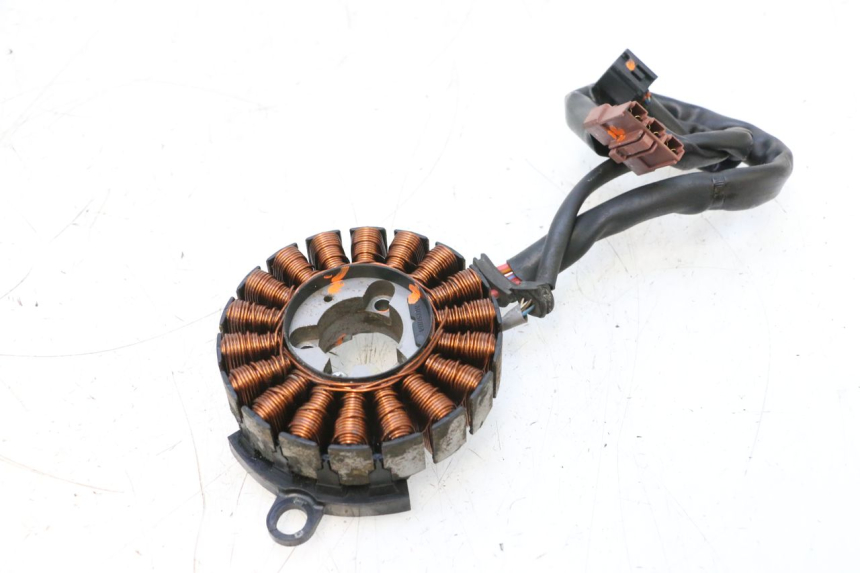 photo de LICHTMASCHINE HONDA PCX (JF57/JF64) 125 (2014 - 2018) - Hochauflösende Nahaufnahme