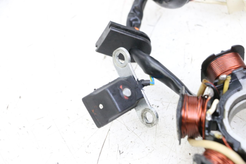 photo de LICHTMASCHINE PEUGEOT SPEEDFIGHT 4 2T 50 (2015 - 2019) - Alternative Perspektive