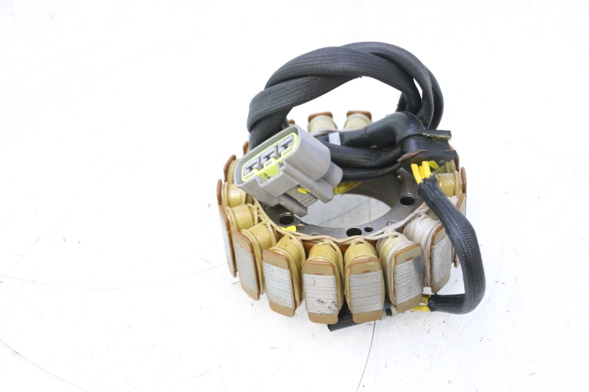 photo de LICHTMASCHINE CAN-AM SPYDER RS 1000 (2008 - 2012) - Technische Nahaufnahme