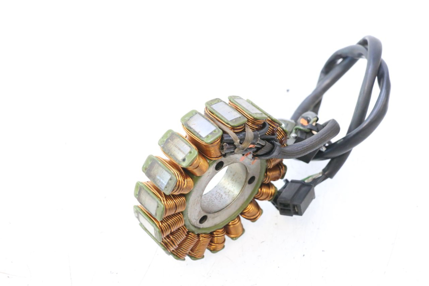 photo de LICHTMASCHINE SUZUKI SV S 650 (2003 - 2009) - Detailansicht des Bauteils