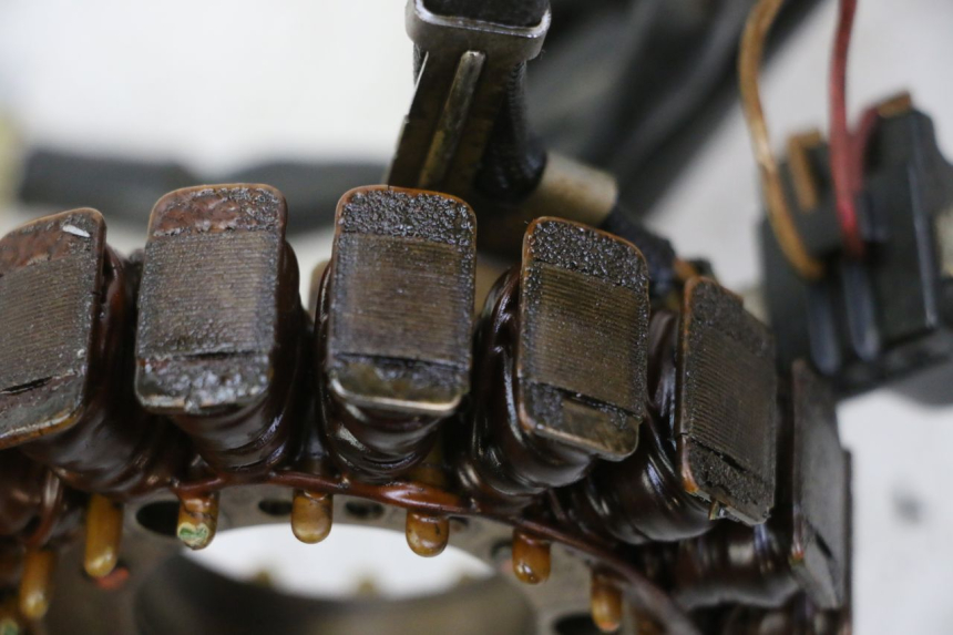 photo de LICHTMASCHINE YAMAHA X-MAX XMAX 125 (2010 - 2013) - Detailansicht des Bauteils