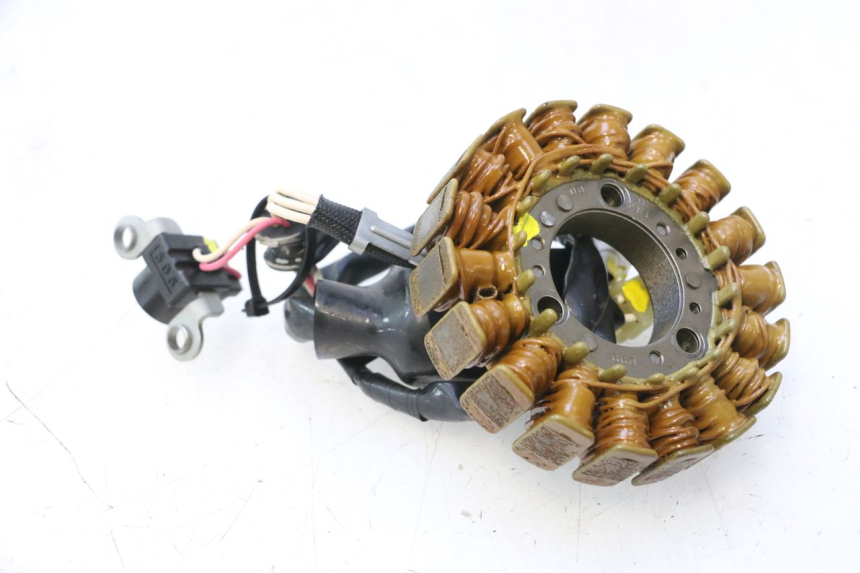 photo de STATOR YAMAHA XMAX X-MAX 125 (2006 - 2009) - Technische Nahaufnahme