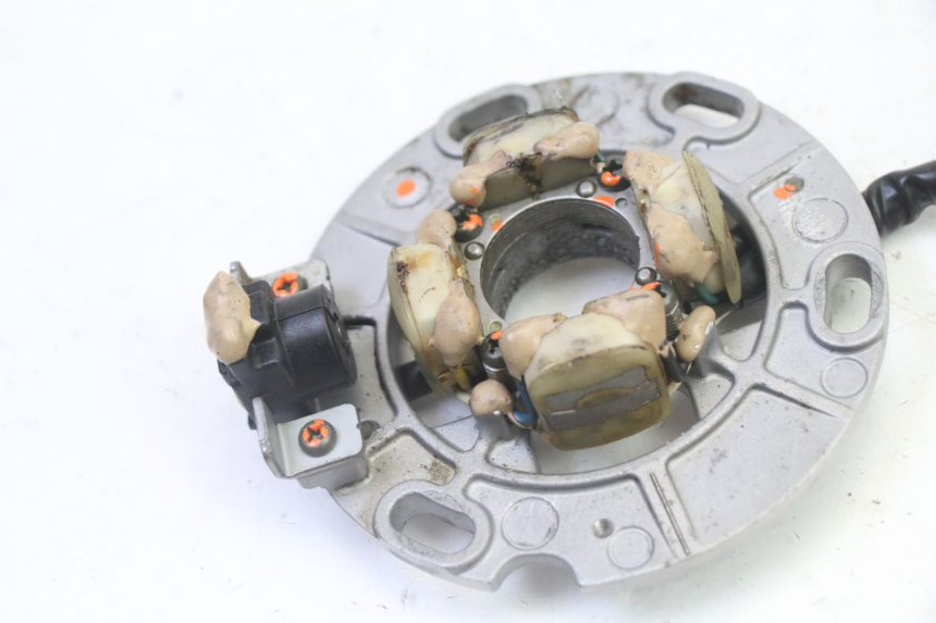 photo de LICHTMASCHINE YAMAHA YZ 125 (1998 - 2005) - Detailansicht des Bauteils