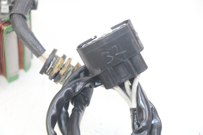 photo de STATOR YAMAHA YZF R1 1000 (2007 - 2008) - Zoom auf Gebrauchszustand