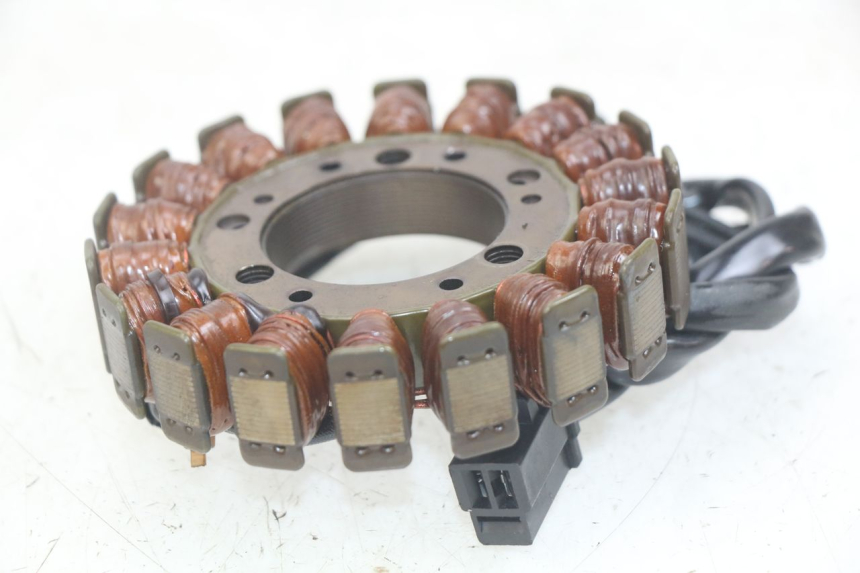 photo de STATOR KAWASAKI ZX-6R ZX6R 600 (1995 - 1997) - Zoom auf Gebrauchszustand
