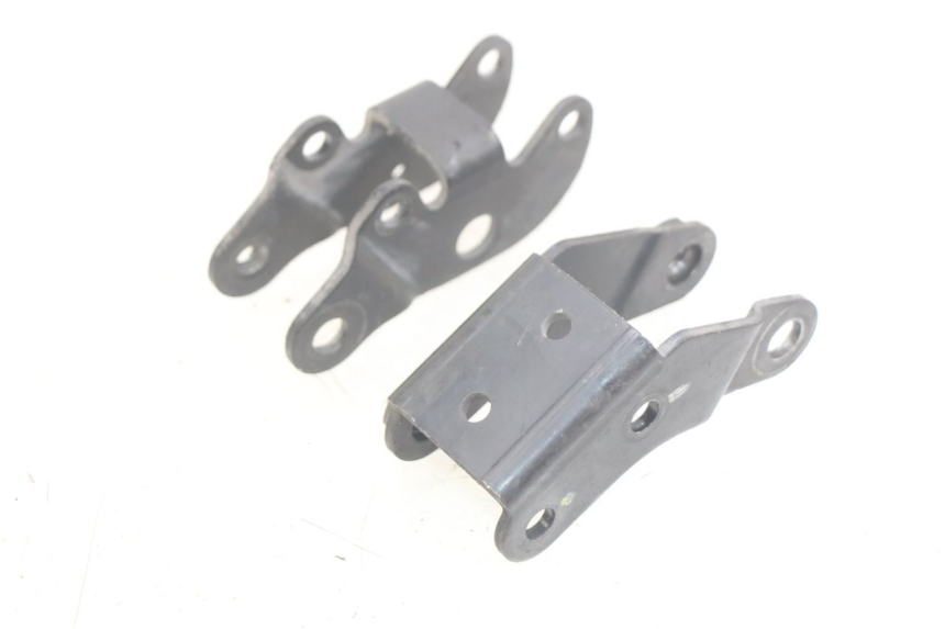 photo de STOßDÄMPFERHALTERUNG PIAGGIO XEVO - X EVO 125 (2007 - 2017) - Hauptansicht