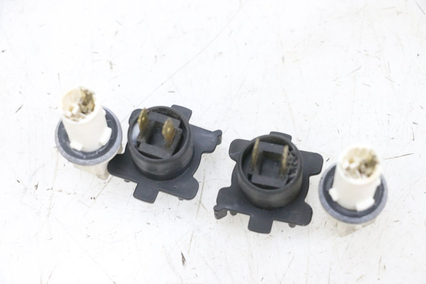 photo de LAMPENHALTERUNG SUZUKI BURGMAN 125 (2007 - 2014) - Zoom auf Gebrauchszustand