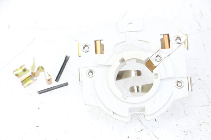 photo de LAMPENFASSUNG SUZUKI CP 80 (1985 - 1996) - Hauptansicht