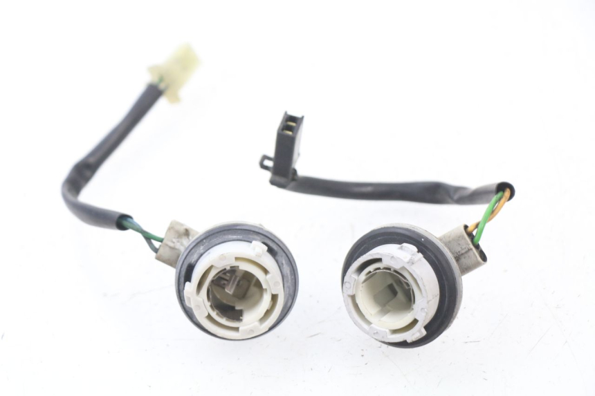 photo de LAMPENFASSUNG HONDA FES PANTHEON 125 (2003 - 2007) - Detailansicht des Bauteils