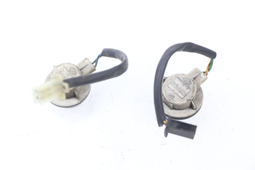 photo de LAMPENFASSUNG HONDA FES PANTHEON 125 (2003 - 2007) - Zoom auf Gebrauchszustand