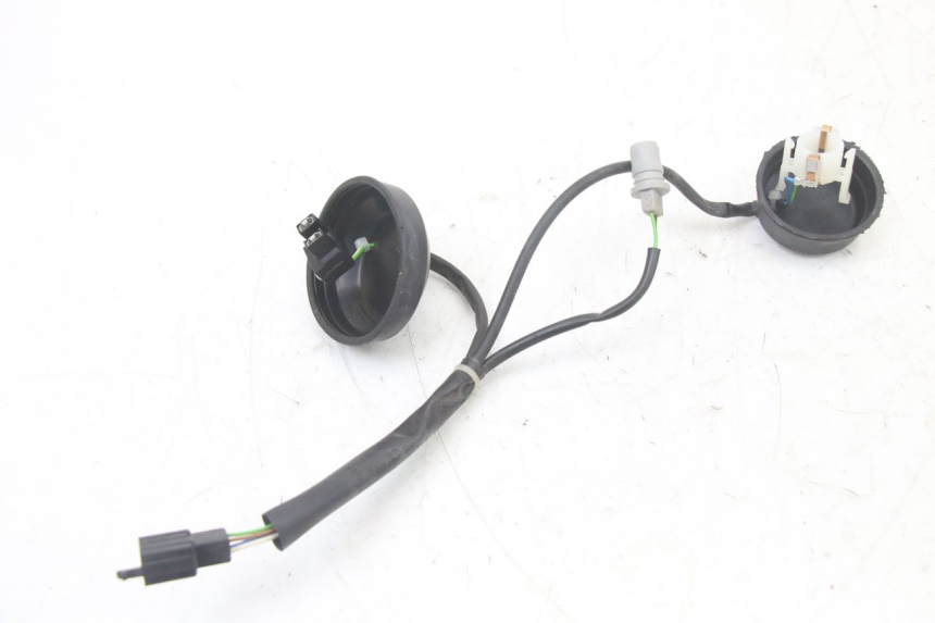 photo de LAMPENFASSUNG PEUGEOT SATELIS COMPRESSOR K15 125 (2006 - 2009) - Zoom auf Gebrauchszustand