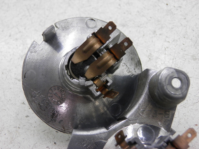 photo de LAMPENFASSUNG PIAGGIO LX 125 (1998 - 2000) - Detailansicht des Bauteils