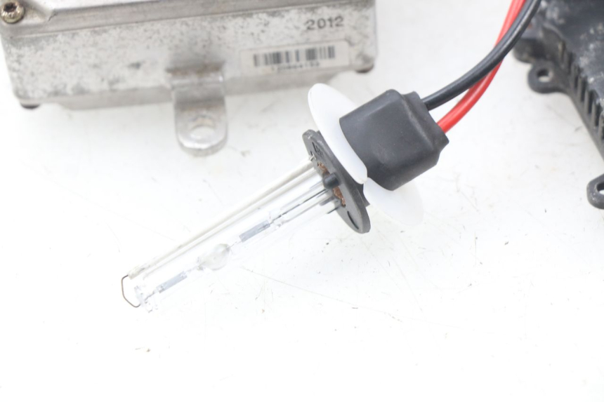 photo de LAMPENFASSUNG DAELIM S2 125 (2006 - 2007) - Oberflächenzustand und Material