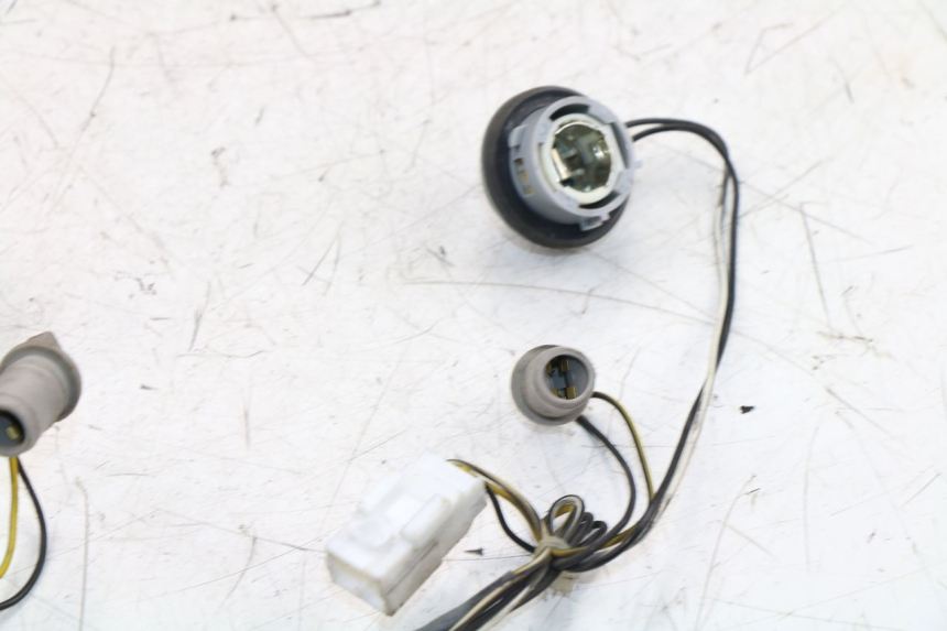 photo de LAMPENFASSUNG PIAGGIO X8 STREET 125 (2006 - 2007) - Zoom auf Gebrauchszustand