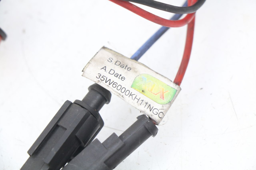 photo de LAMPENFASSUNG YAMAHA XP T-MAX TMAX ABS 530 (2012 - 2015) - Detailansicht des Bauteils