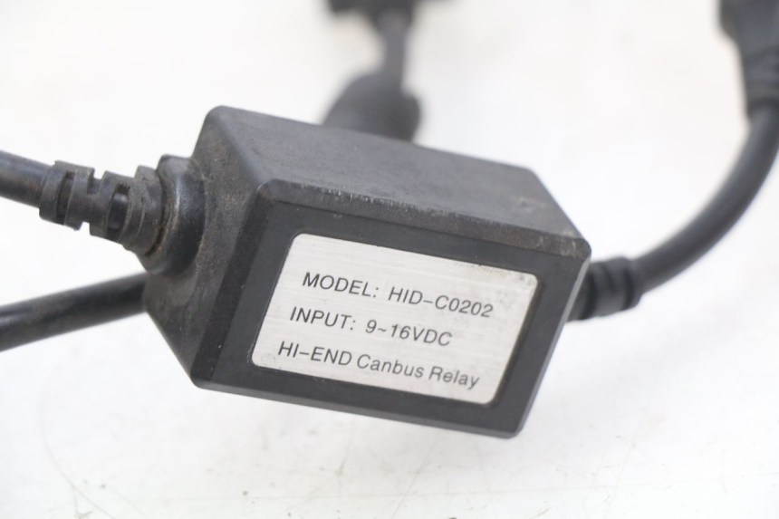 photo de LAMPENFASSUNG YAMAHA XP T-MAX TMAX ABS 530 (2012 - 2015) - Details der Befestigungspunkte