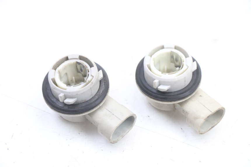 photo de LAMPENFASSUNG YAMAHA X-MAX XMAX ABS 250 (2010 - 2014) - Detailansicht des Bauteils