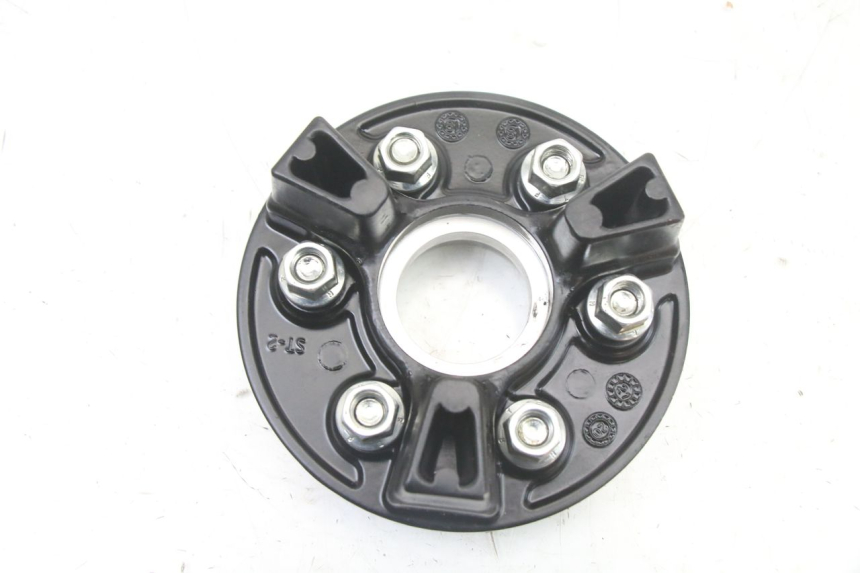 photo de KETTENRAD HALTER ROYAL ENFIELD HYMALAYAN 410 (2016 - 2023) - Details der Befestigungspunkte