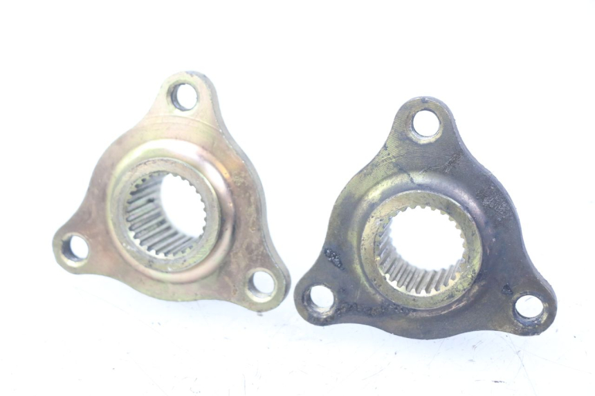 photo de BREMSSCHEIBENHALTER SPY RACING F3 350 (2015 - 2022) - Detailansicht des Bauteils