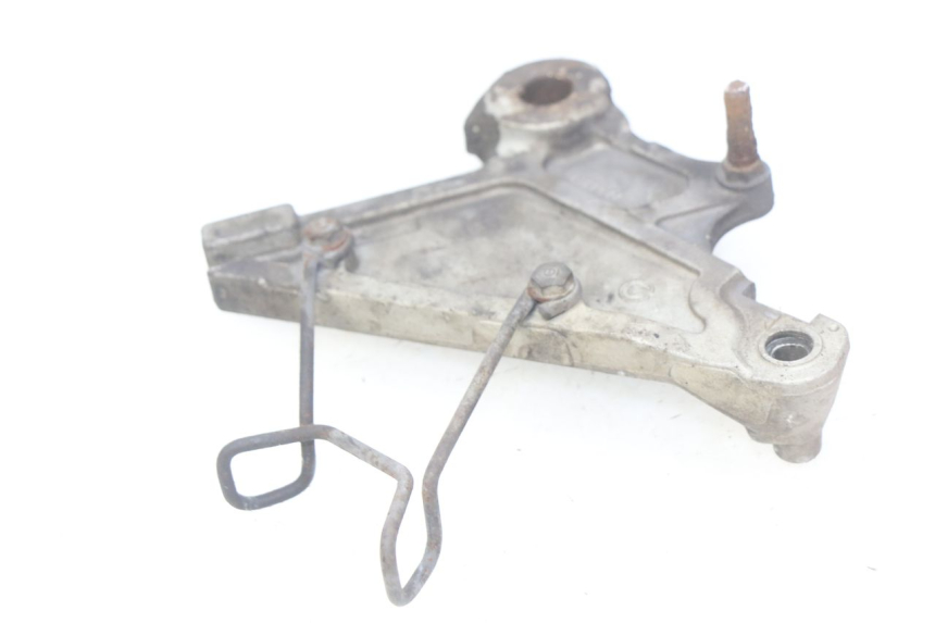 photo de HINTERER BREMSSATTELHALTER HONDA CB 500 (1997 - 2003) - Zoom auf Gebrauchszustand