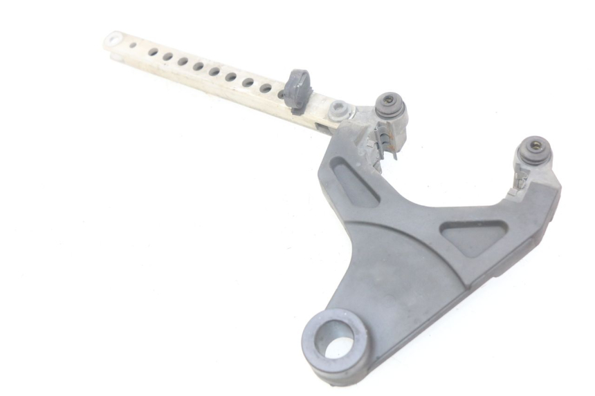 photo de HINTERER BREMSSATTELHALTER YAMAHA FJR ABS 1300 (2016 - 2020) - Detailansicht des Bauteils