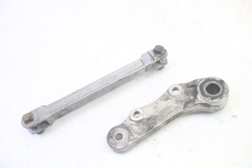 photo de HALTER BREMSZANGE HINTEN KAWASAKI GPZ RX 1000 (1986 - 1988) - Alternative Perspektive