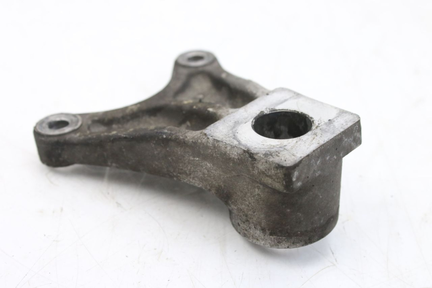 photo de HINTERER BREMSSATTELHALTER SUZUKI GSF S BANDIT 600 (2000 - 2004) - Detailansicht des Bauteils