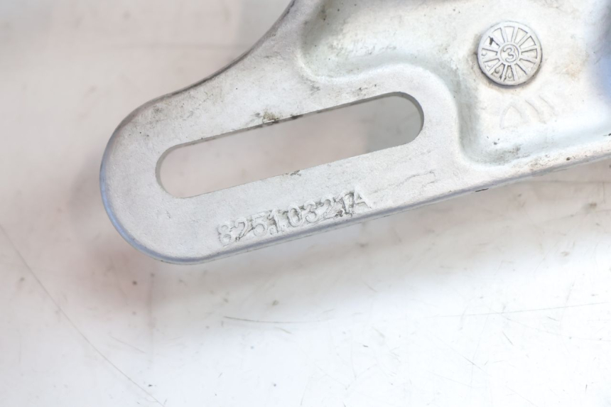 photo de HALTER BREMSZANGE HINTEN DUCATI SS IE DS CARENEE 1000 (2002 - 2006) - Alternative Perspektive