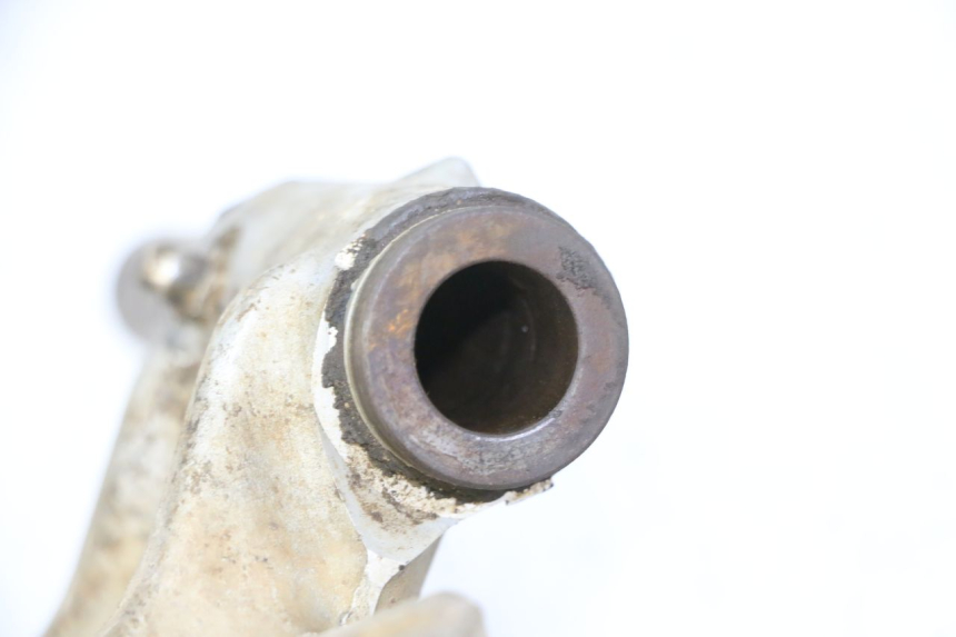 photo de HALTER BREMSZANGE HINTEN YAMAHA YFM GRIZZLY 550 (2008 - 2015) - Fokus auf die Struktur