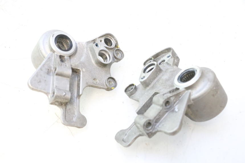 photo de HALTER BREMSZANGE VORNE PIAGGIO MP3 HPE 530 (2022 - 2026) - Detailansicht des Bauteils