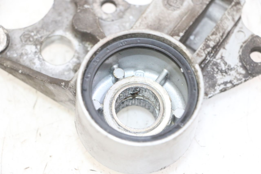 photo de HALTER BREMSZANGE VORNE PIAGGIO MP3 LT 300 (2010 - 2016) - Oberflächenzustand und Material