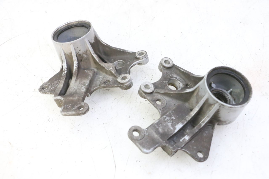 photo de HALTER BREMSZANGE VORNE PIAGGIO MP3 RL 250 (2006 - 2010) - Detailansicht des Bauteils