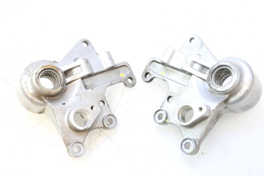 photo de HALTER BREMSZANGE VORNE PIAGGIO MP3 500 (2011 - 2015) - Technische Nahaufnahme