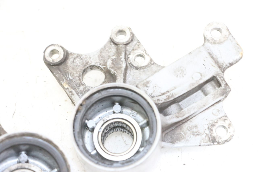 photo de HALTER BREMSZANGE VORNE PIAGGIO MP3 125 (2006 - 2014) - Details der Befestigungspunkte