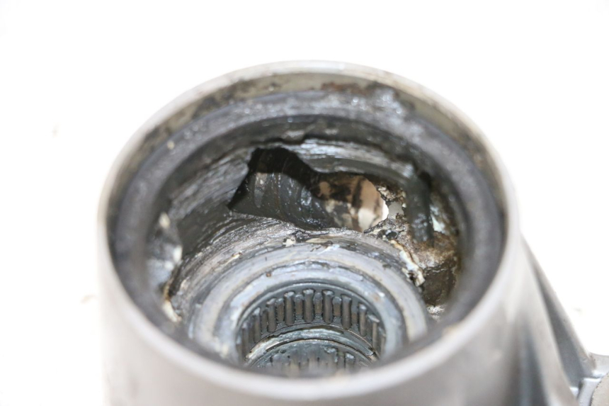 photo de HALTER BREMSZANGE VORNE PIAGGIO VESPA GTS SUPER IE 125 (2009 - 2016) - Technische Nahaufnahme